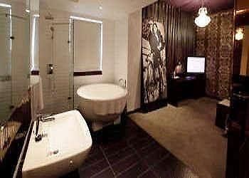 Latin Hotel - Guiyang Гуйян Экстерьер фото